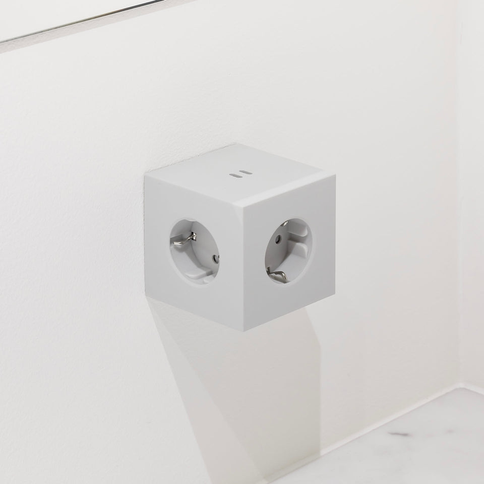 Avolt Square 2 Steckdose / grau