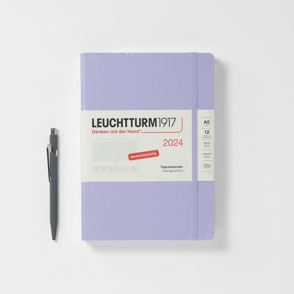 Tageskalender Medium A5 2026 / gepunktet