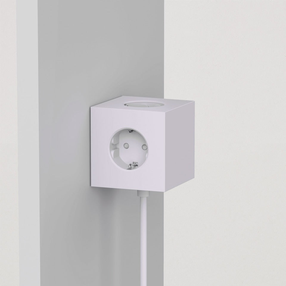 Mehrfachsteckdose in gotland gray / Avolt Square 1