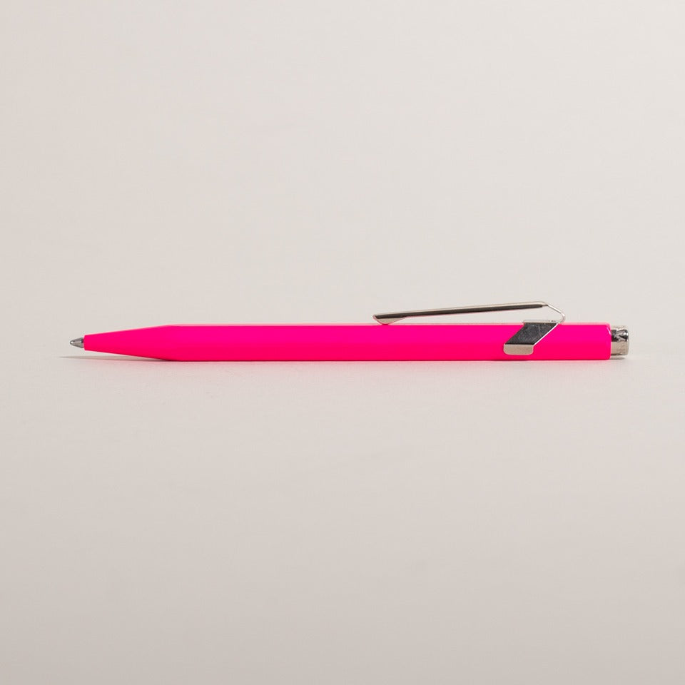 Caran d’Ache Kugelschreiber Fluo 849 mit Etui – Kugelschreiber